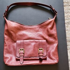 Fossil Cleo Leather Hobo Maroon Shoulder Bag.